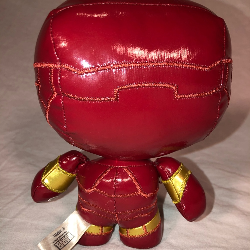 Mini Iron Man Plush - Picture 4 of 5